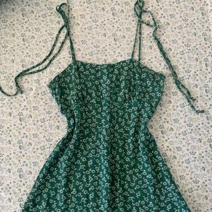 Green Floral Spaghetti Strapped Dress